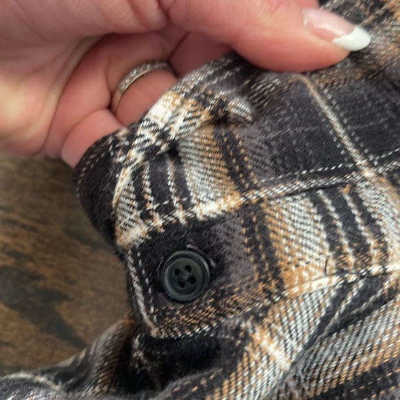 Zara insulated flannel with detachable hood - Picture 4 of 5